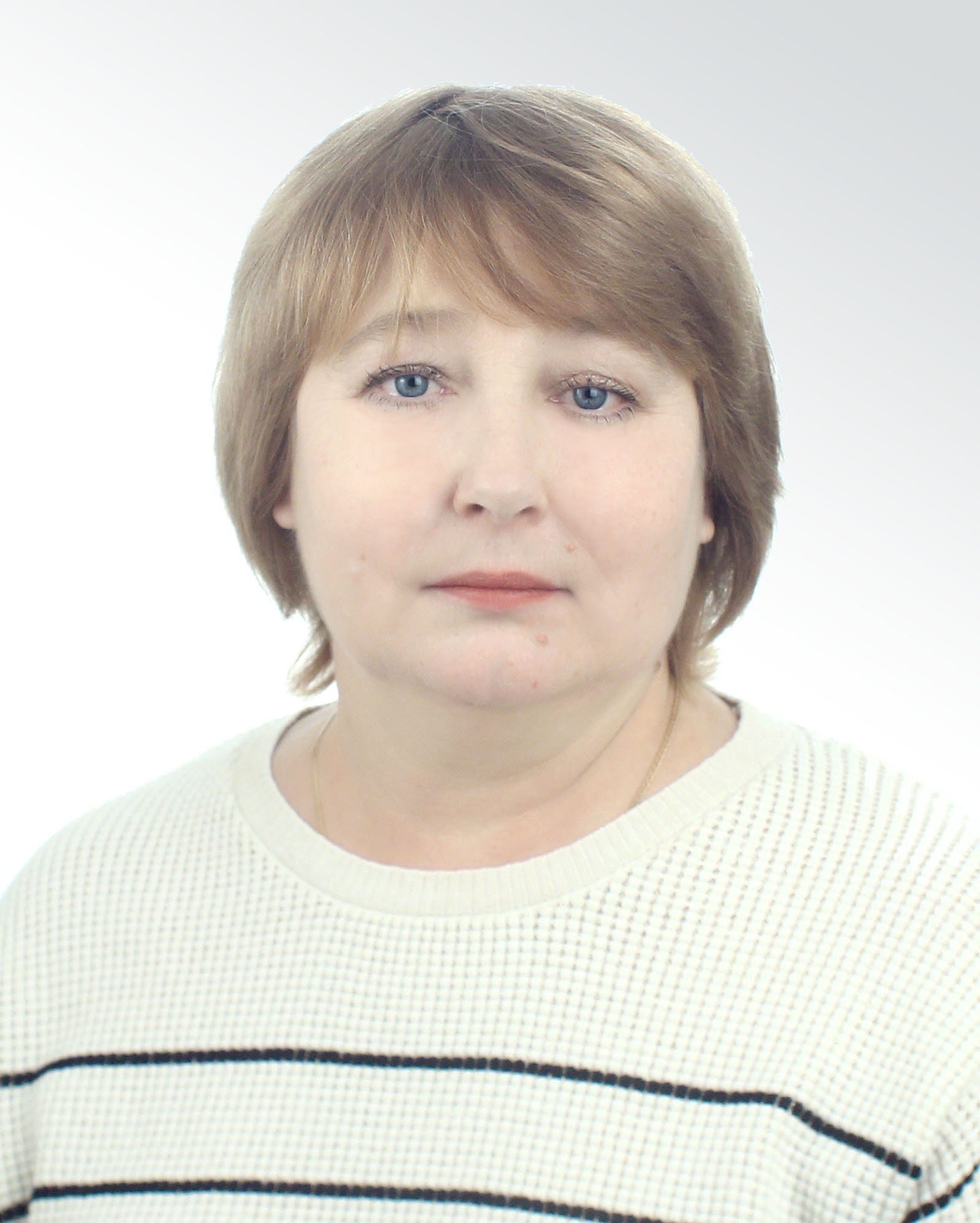 Воспитатель Елизарьева Елена Владимировна.
