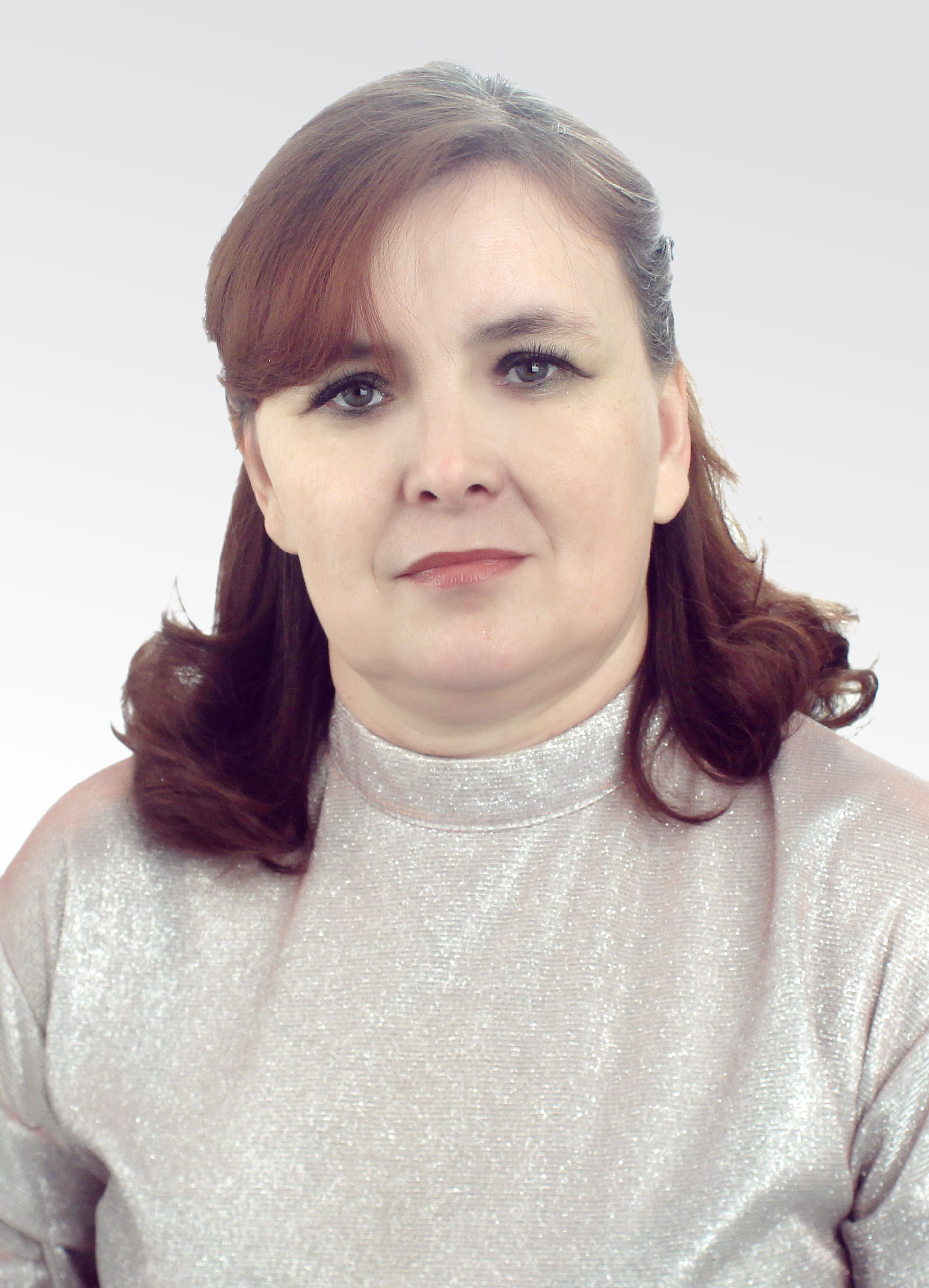 Воспитатель первой категории Астапова Елена Юрьевна.